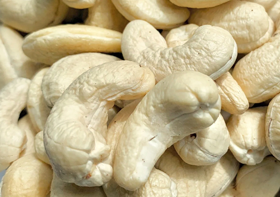 Cashew-Nuts